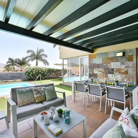 Villa Salobre Golf Dos Luxury Retreat In Gran Canaria Private Outdoor Heatable Pool Bbq Facilities Shaded Outdoor Dining Area Salobre Golf, Las Palmas de Gran Canaria