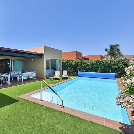 Salobre Golf Dos Luxury Retreat In Gran Canaria Private Outdoor Heatable Pool Bbq Facilities Shaded Outdoor Dining Area Salobre Golf, * Las Palmas de Gran Canaria