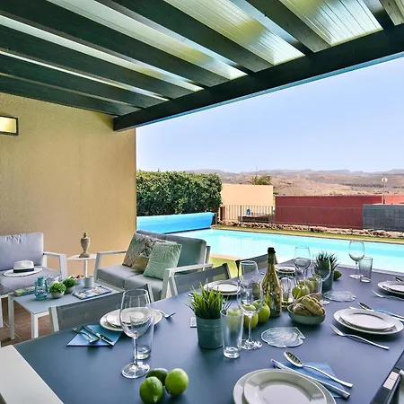 Villa Salobre Golf Dos Luxury Retreat In Gran Canaria Private Outdoor Heatable Pool Bbq Facilities Shaded Outdoor Dining Area Salobre Golf, Las Palmas de Gran Canaria