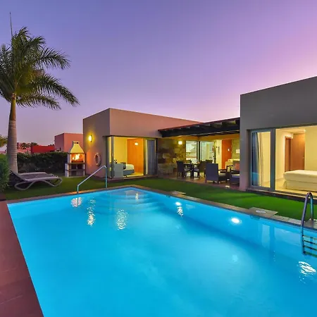 Salobre Golf Dos Luxury Retreat In Gran Canaria Private Outdoor Heatable Pool Bbq Facilities Shaded Outdoor Dining Area Salobre Golf, * Las Palmas de Gran Canaria