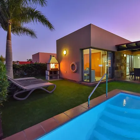 Salobre Golf Dos Luxury Retreat In Gran Canaria Private Outdoor Heatable Pool Bbq Facilities Shaded Outdoor Dining Area Salobre Golf, Βίλα Λας Πάλμας ντε Γκραν Κανάρια